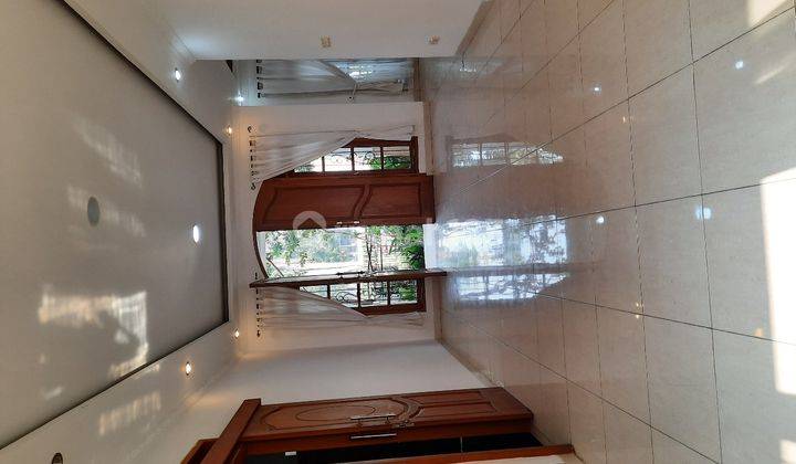 rumah asri mewah di cluster sek 9 bintaro 1