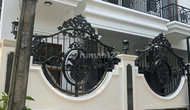 Rumah bagus 2 Lantai termurah dan bagus di Duren sawit Jakarta timur 2