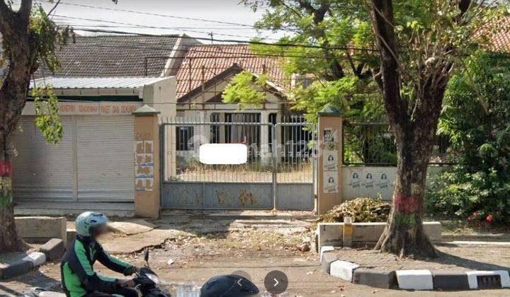 Rumah lama pinggir jalan raya tengah kota Semarang, Jalan Kompol Maksum 1