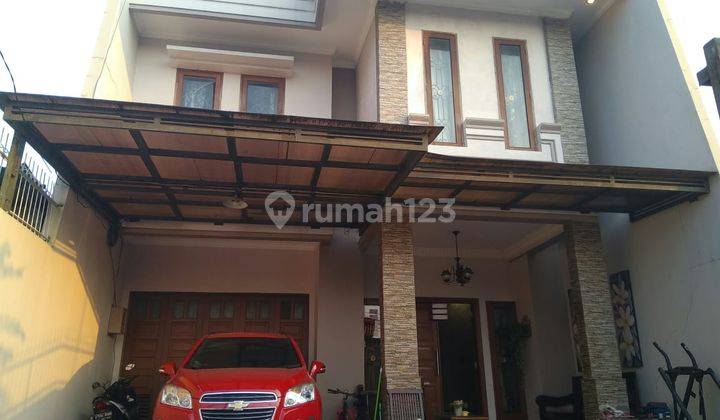 Rumah Mewah 272 M2 Semi Furnished di Duren Sawit Jakarta Timur 1