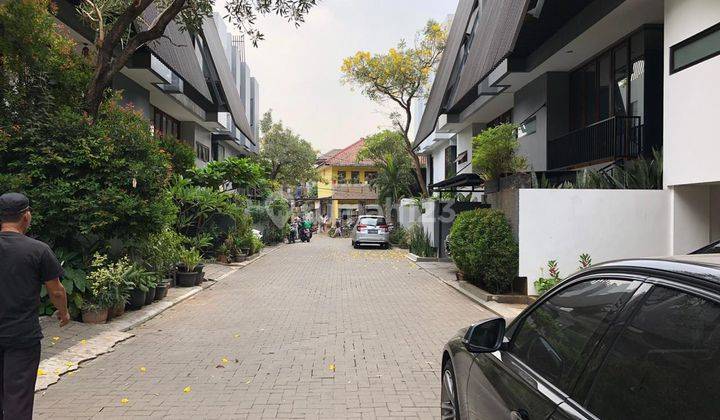 Rumah Townhouse Murah di Bangka Kemang Design Modern Siap Huni Strategis Kompleks dg Security Gate 2