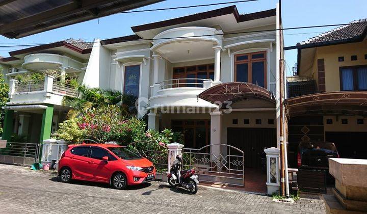 Rumah mewah dan megah di jalan kaliurang 2