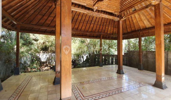 Rumah Mewah Ada Kolam Renang, Dekat Sleman City Hall Jl Gito Gati