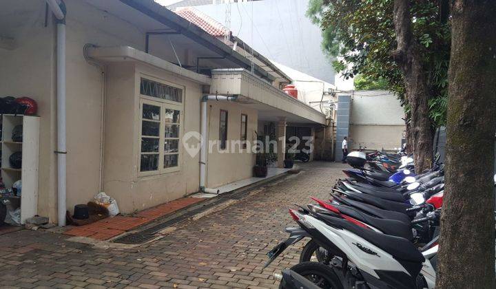 Rumah Tua, Hitung Tanah (HOEK), Lokasi Bagus Jl. Cipaku Jakarta Selatan 1