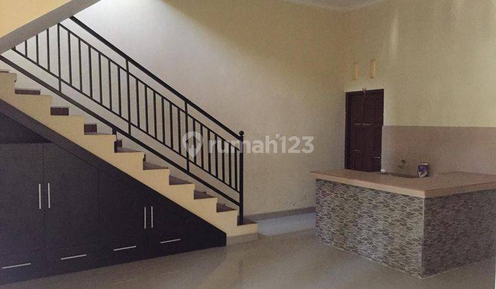 Beautiful minimalist 2-story house in the middle of Singaraja city 2