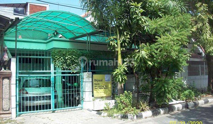 Rumah di Sutorejo Prima Utara, Bagus + Terawat, Row Jalan depan Lebar, Siap Huni 1