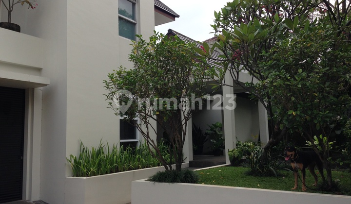 Modern Minimalist - Permata Hijau Modern Minimalist - Permata Hijau