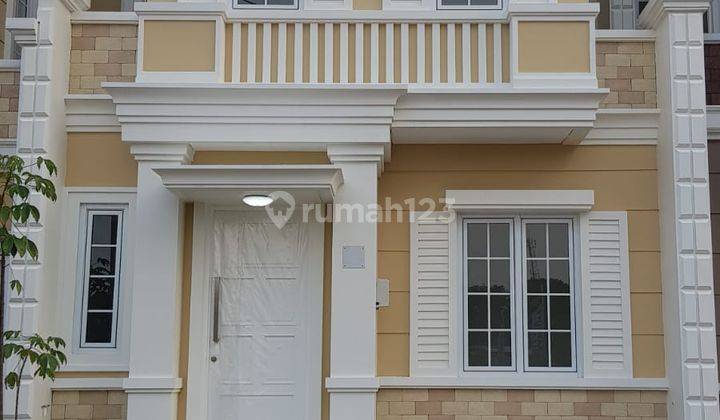 Rumah minimalis bangunan baru di perumahan 1