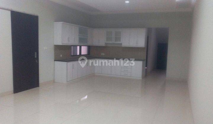 Rumah lux baru di daerah strategis Pejaten Barat 2