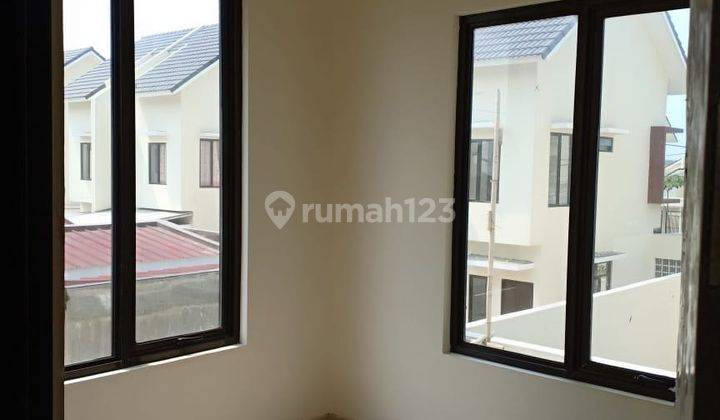 Rumah di Cluster Damar Green Ara Harapan Indah, Bekasi 2