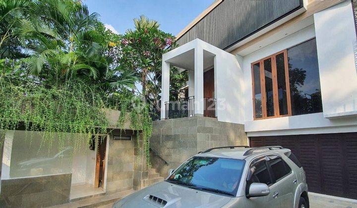 Brand new luxury house at patra kuningan 1