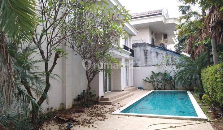 Rumah modern classic di giriloka 2 with pool 1