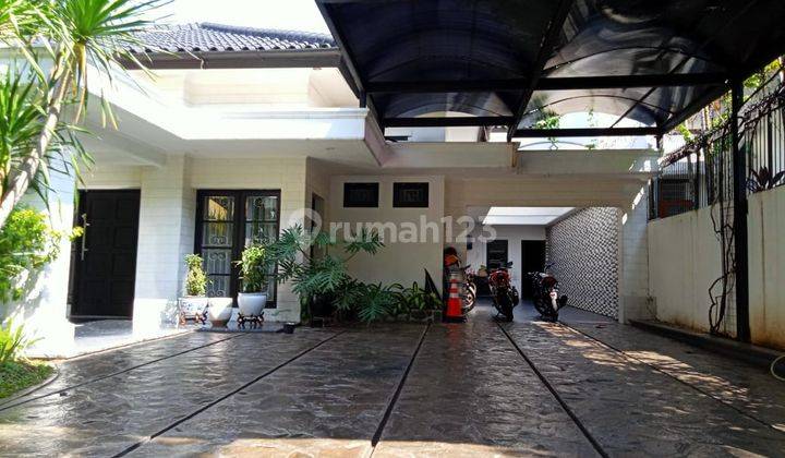 Rumah 2 lantai di jl. Moh yamin - menteng 2