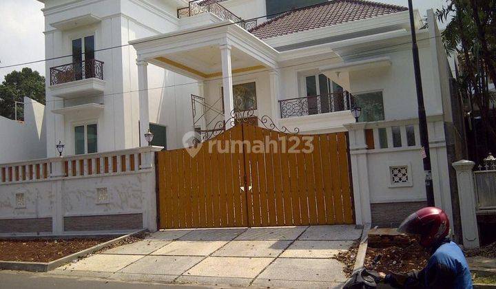 Rumah Di Patra Kuningan Jakarta selatan 1