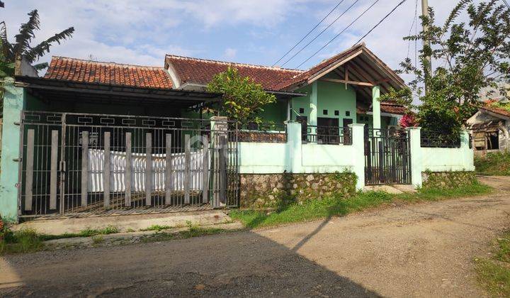 Rumah Nyaman di Bumi Parahyangan Kencana 1