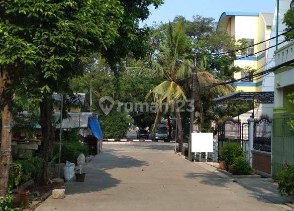 Rumah Hitung Tanah Lokasi OK Jalan 2 Mobil di BCS Kelapa Gading , Bisa Nego 2