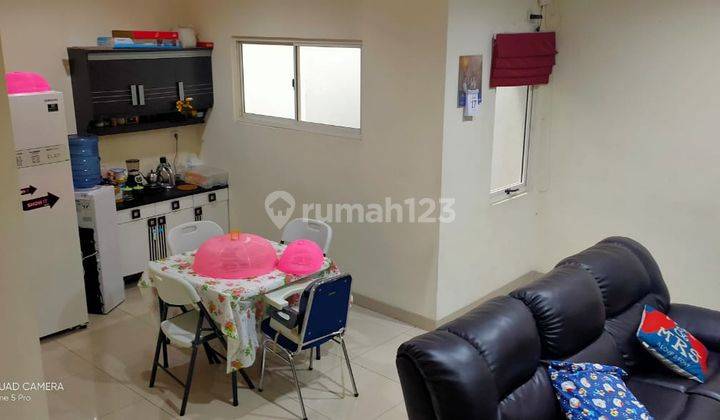 Rumah Town House Emerlad PIK, Uk 8x14m2, 3 Lantai, 4 Kamar Tidur, Rp.4,3M 1