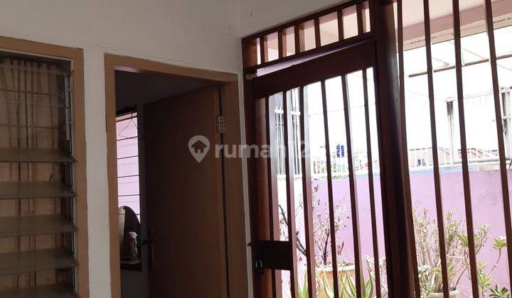 Rumah 2 1/2 Lantai di Taman Ratu, Asia Baru Jakarta barat 2