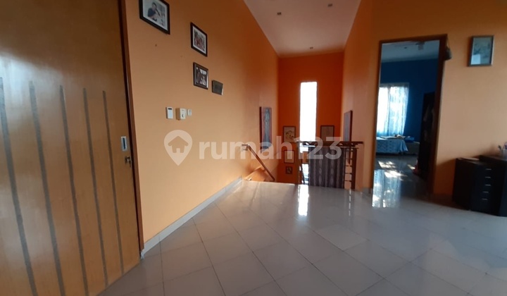 Charming Move-In Ready House with Pool in Lebak Bulus 2