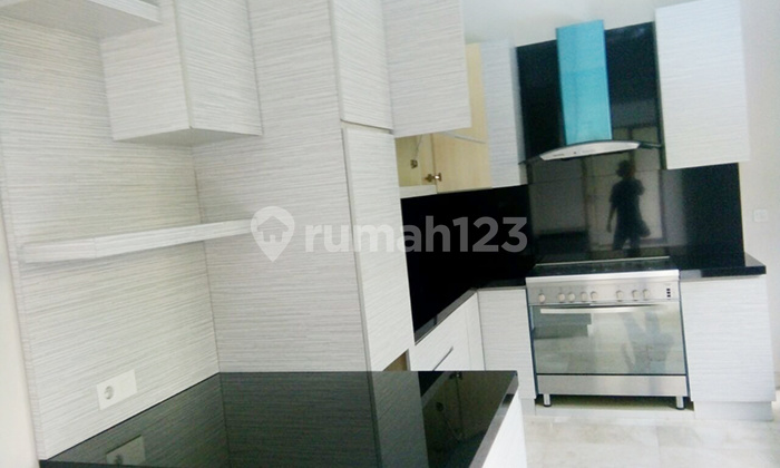 Compound House for Rent Sewa Lease at Kemang 0817688xxxx 2