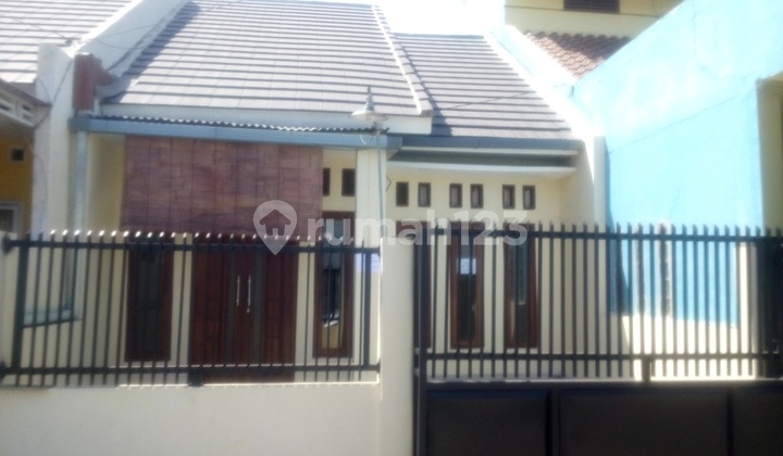 Rumah di Jl Dr Wahidin MGA Kembangan Kebomas Gresik Rumah di Jl Dr Wahidin MGA Kembangan Kebomas Gresik
