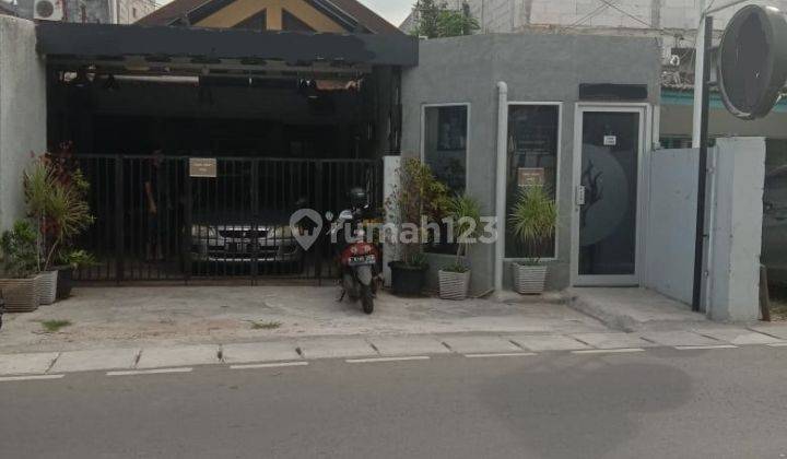 Rumah 2 lantai di Kebon baru Tebet Jakarta Selatan 1