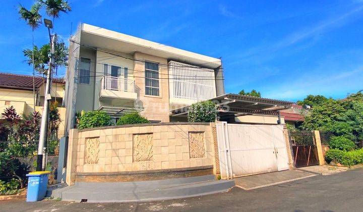 Rumah bagus 2 1/2 lantai di pondok indah Jakarta Selatan 1