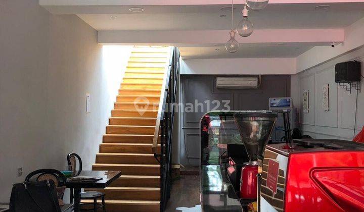 RUMAH EX CAFE COCOK UNTUK USAHA DAN KANTOR 1