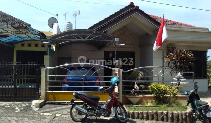 Rumah Cantik Asri sejuk,aman,nyaman 2