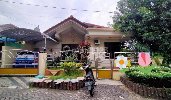 Rumah Cantik Asri sejuk,aman,nyaman 1