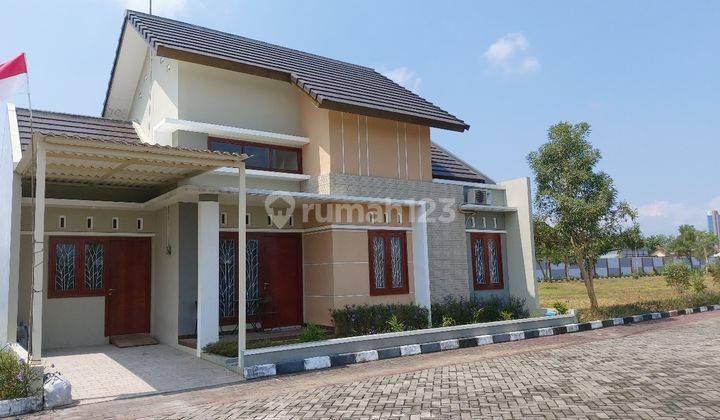 Rumah Baru Minimalis Di Cluster Elite Solo Baru 2