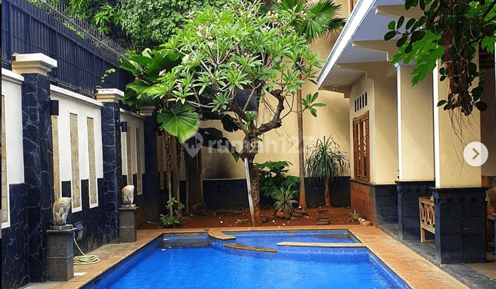 RUMAH MEWAH EXPATRIATE WITH POOL PULOMAS JAKARTA 2