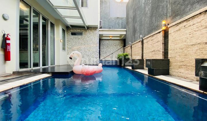 Nice & Modern Ready-to-Occupy House in Niaga Hijau - Pondok Indah 2