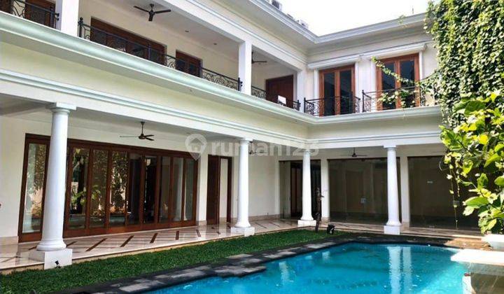 Luxury house at Widya Chandra 1