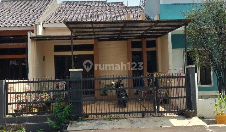 Rumah Nyaman dan Strategis dekat Stasiun Depok 1