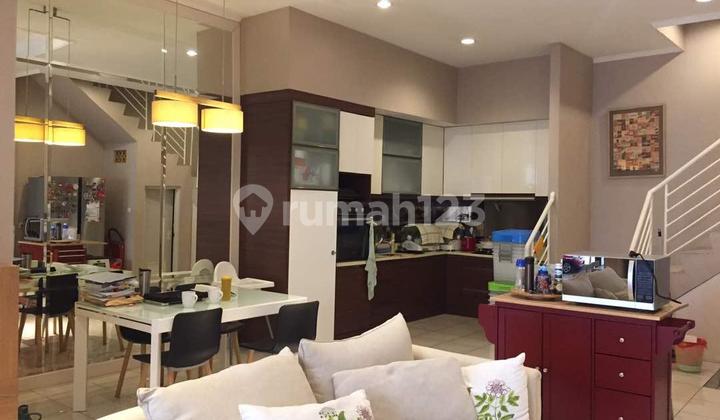 Rumah Muara Karang Siap Huni