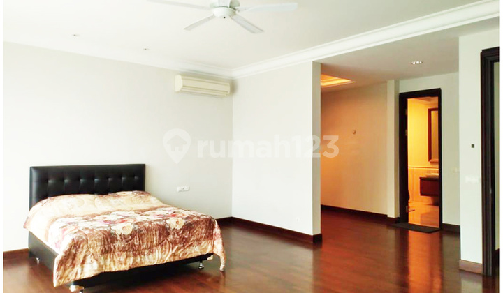 Rumah Mewah dan Cantik Siap Huni di Hang Lekiu Kebayoran Baru, Jakarta Selatan 8
