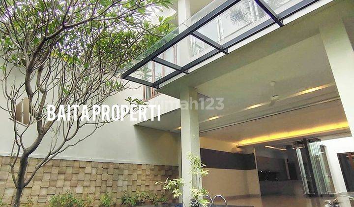 Rumah Siap Huni Tropikal Modern Kemang Dalam, Jakarta Selatan 2