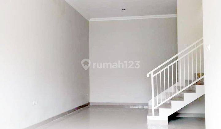 Jual Rumah 2 Lantai, Baru Gress, Minimalis, Row Jalan depan Lebar + Paving, Bisa untuk Rumah Tinggal/Kantor 2