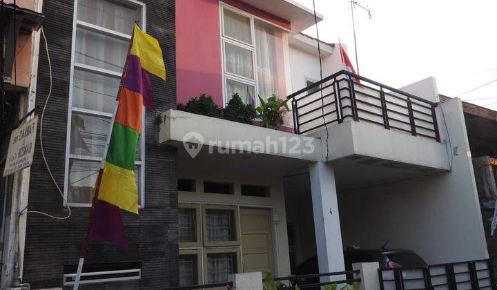 Rumah Cantik Minimalis Siap Huni Lokasi Strategis di Menteng Jakarta 1