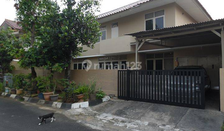 Jual Rumah Sudah Direnovasi, Utara, Lokasi di Perum Modernland 1