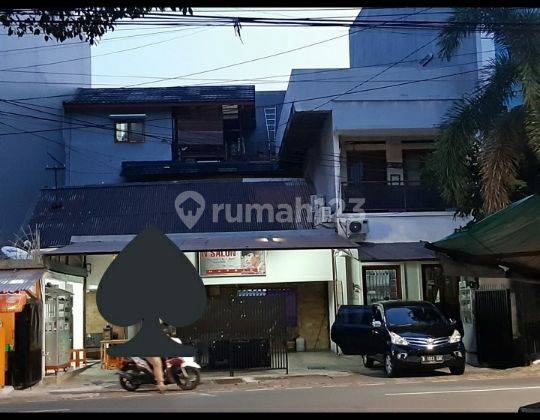 Rumah salon di jl Danau Toba Bendungan Hilir, Jakarta Pusat 1