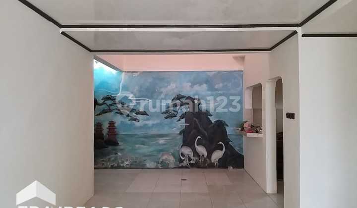 Puri Anjasmoro House, West Semarang 1