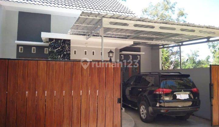 Rumah baru dekat jalan raya 2