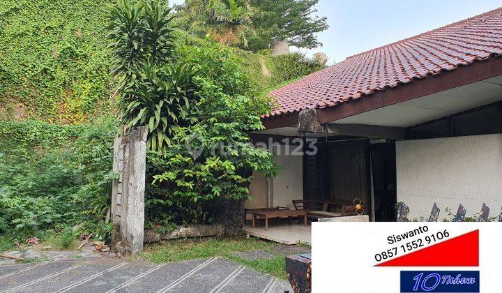 Rumah Tua Di Kebayoran Baru, Hadap Utara, Bentuk Tanah Ngantong 1