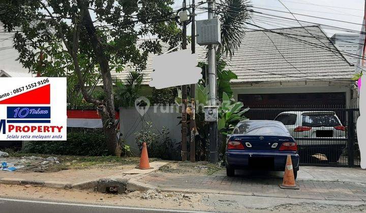 Rumah Bagus Siap Huni Di Kebayoran Baru, Jalan Lebar 1