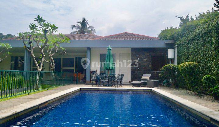 Spacious Private Garden In Pejaten Compound Ajh05007 1