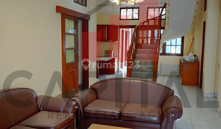 RUMAH FURNISHED TERAWAT SUDAH RENOVASI DI SETRA MURNI BANDUNG KOTA 2