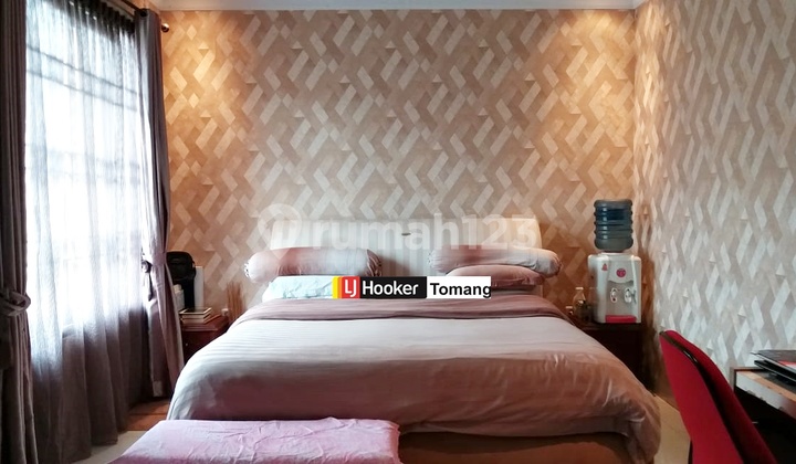 Rumah Terawat Lebar 9m, 2.5 Lantai, Nyaman, Tomang, Jakarta Barat 2