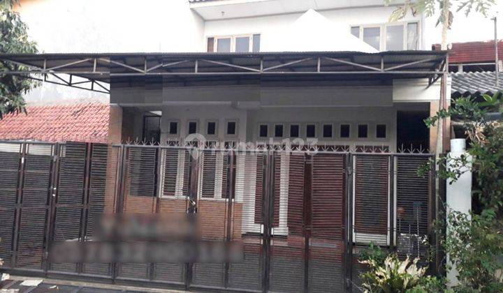 Rumah Bagus tingkat 1.5 Lantai siap pakai di Jl. Singosari, Semarang 1